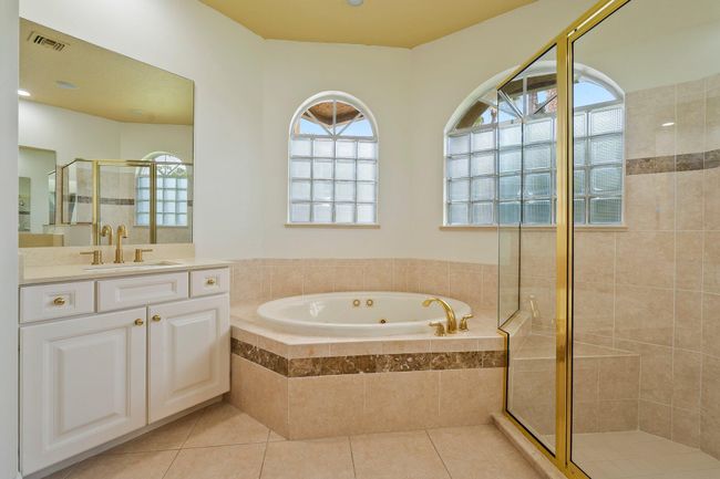 8107 Links Way, House other with 3 bedrooms, 3 bathrooms and null parking in Port St Lucie FL | Image 29