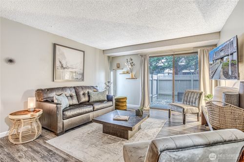 apt-10-1535 Castlerock Ave, Wenatchee, WA, 98801-6320 | Card Image