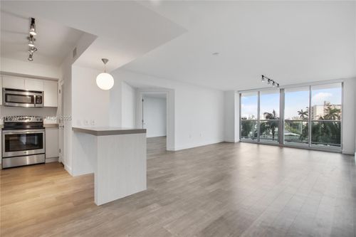 apt-414-1500 Bay Rd, Miami Beach, FL, 33139-3216 | Card Image