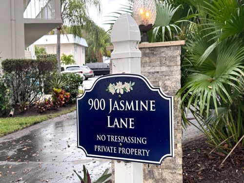 9a-900 Jasmine Ln, Vero Beach, FL, 32963-2285 | Card Image