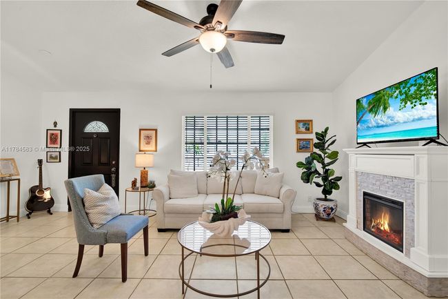 17746 48 Th Ct N, House other with 3 bedrooms, 2 bathrooms and null parking in Loxahatchee FL | Image 11