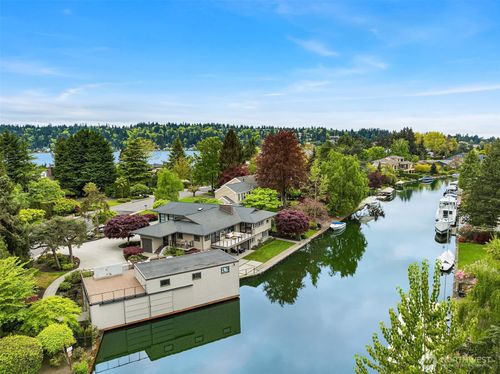 61 Cascade Ky, Bellevue, WA, 98006-1023 | Card Image