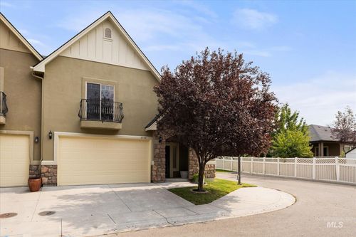 2564 S Whitetail Ct, Nampa, ID, 83686-4850 | Card Image