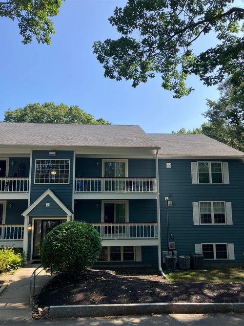 unit-5-7 Stoneridge Ln, York, ME, 03909-6477 | Card Image