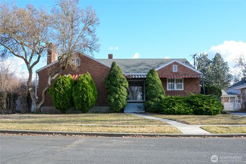 206 E 3rd Ave, Ritzville, WA, 99169-1510 | Card Image