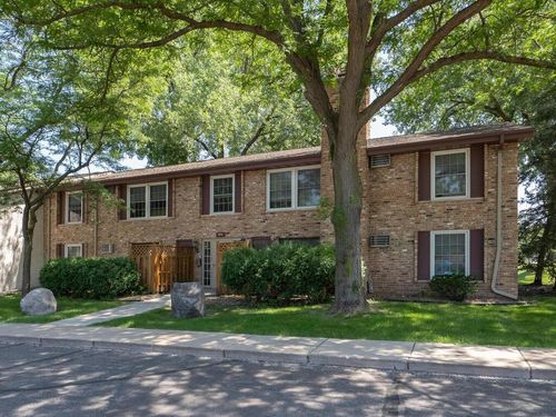 apt-6-4600 Cedar Lake Rd S, Saint Louis Park, MN, 55416-3761 | Card Image