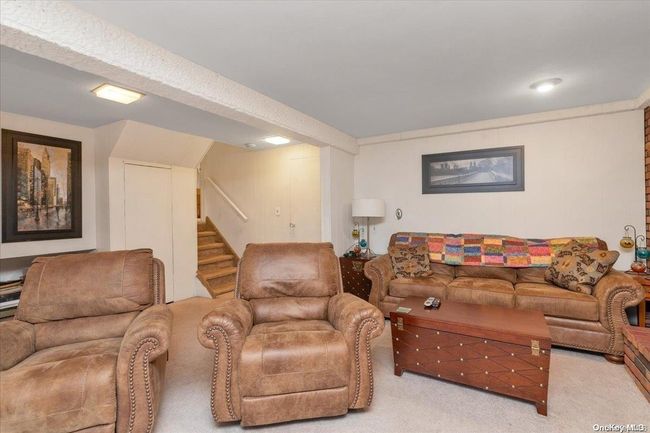 3 Netto Ln, House other with 4 bedrooms, 2 bathrooms and null parking in Plainview NY | Image 11