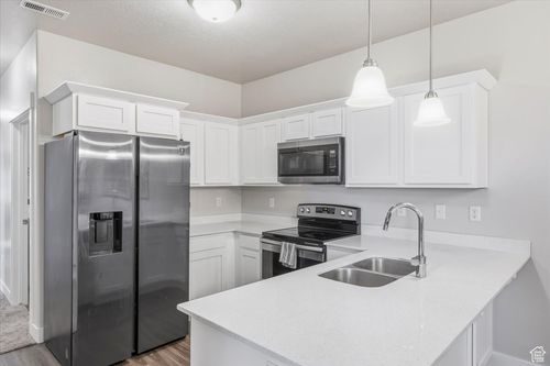 unit-101-13061 S Cannavale Dr, Herriman, UT, 84096-2637 | Card Image