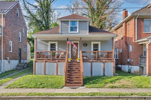 826 Rutherford Ave Nw, Roanoke, VA, 24016-1102 | Card Image