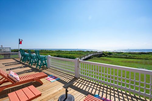 436 Atkinson St, Crystal Beach, TX, 77650 | Card Image