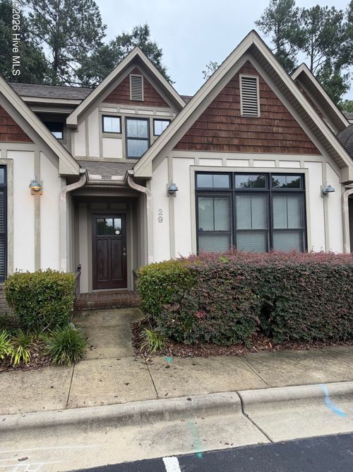 29 Elk Ridge Ln, Southern Pines, NC, 28387-5173 | Card Image