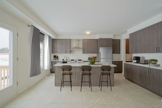 62 Calypso Ave, House other with 5 bedrooms, 4 bathrooms and 2 parking in Minesing ON | Image 5