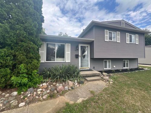 517 Clarion St, Clio, MI, 48420-1259 | Card Image