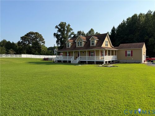 8922 Colonial Trl E, Smithfield, VA, 23430-1902 | Card Image