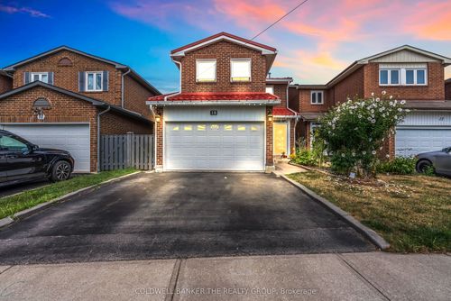15 Cog Hill Dr, Concord, ON, L4K1M6 | Card Image