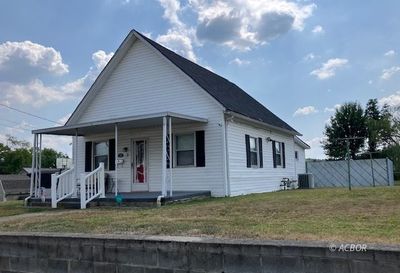 761 Ash St, House other with 2 bedrooms, 1 bathrooms and null parking in Middleport OH | Image 1