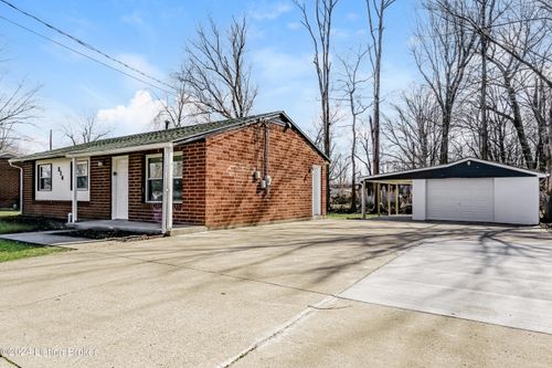 514 Sinclair St, Fairdale, KY, 40118-9628 | Card Image