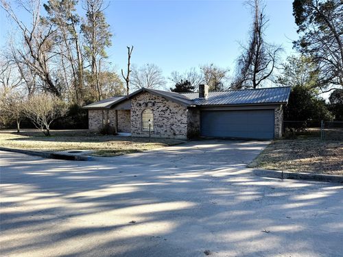 305 Wanda Dr, Winnsboro, TX, 75494-3623 | Card Image