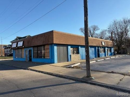 2204 State St, East Saint Louis, IL, 62205-2300 | Card Image