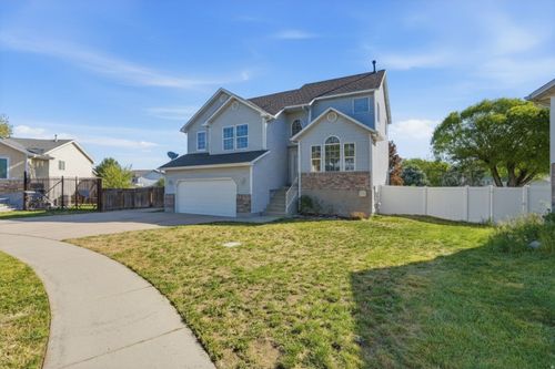 3524 W Dutch Apple Cv, Taylorsville, UT, 84129-2880 | Card Image