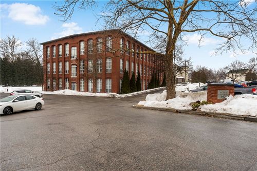 apt-207-494 Woonasquatucket Ave, North Providence, RI, 02911-1667 | Card Image