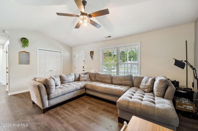 109 King St, House other with 3 bedrooms, 2 bathrooms and 1 parking in Jacksonville NC | Image 12