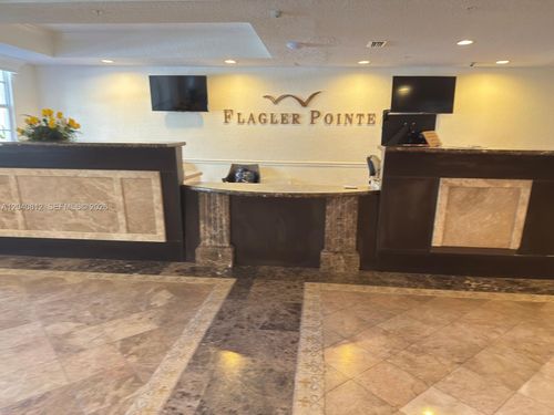 634-1801 N Flagler Dr, West Palm Beach, FL, 33407-6558 | Card Image