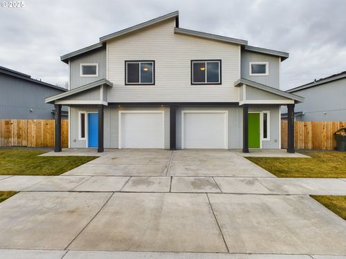 1027 Ne Emerald Dr, Hermiston, OR, 97838-2067 | Card Image