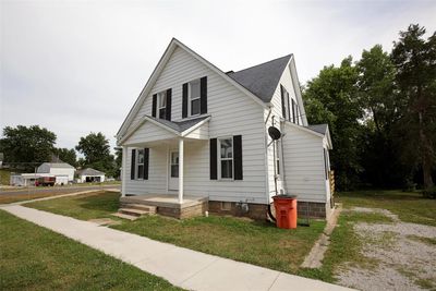 231 N 5th Street, House other with 4 bedrooms, 2 bathrooms and 4 parking in Vandalia IL | Image 1