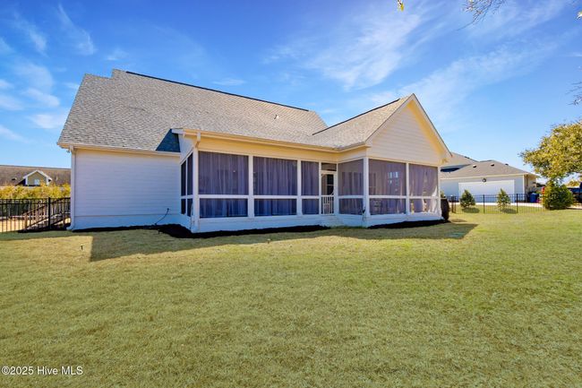 111 Magens Ct E, House other with 4 bedrooms, 4 bathrooms and 2 parking in Cedar Point NC | Image 40