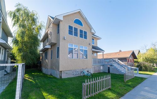 22 Bungalow Walk, Ocean Beach, NY, 11770-2009 | Card Image