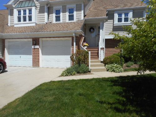 1017 Brentwood Circle, Buffalo Grove, IL, 60089 | Card Image
