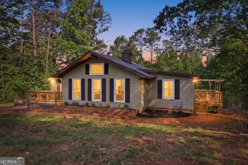 315 Acre Est, Toccoa, GA, 30577-8130 | Card Image