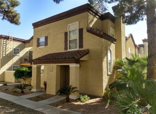 252-2801 N Rainbow Blvd, Las Vegas, NV, 89108-4579 | Card Image