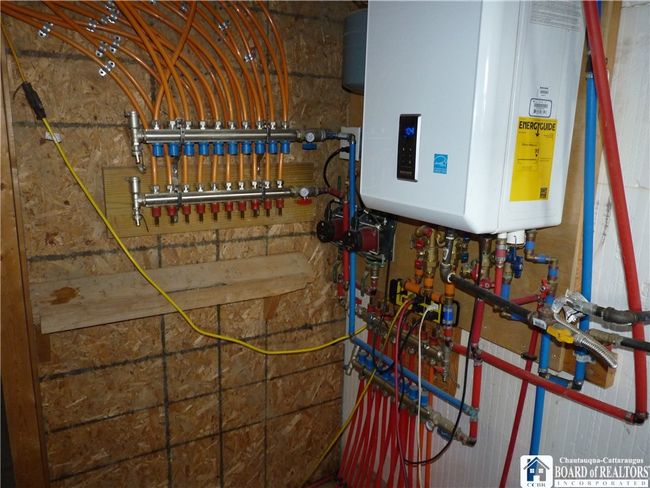 Radiant gas floor heating system | Image 26