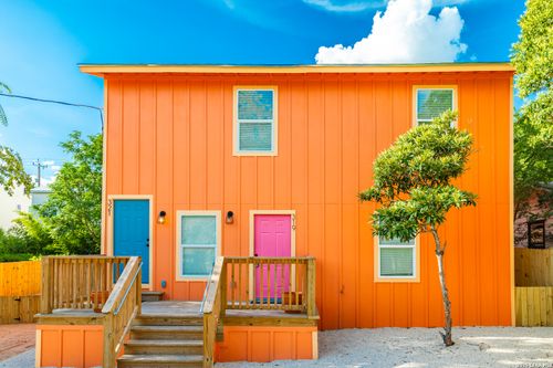 321 Andrews, San Antonio, TX, 78209-6929 | Card Image