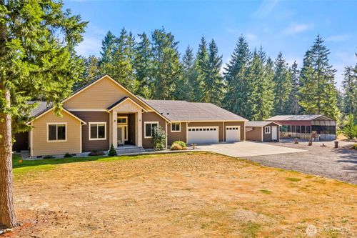 14512 Brenda Dr Se, Yelm, WA, 98597-9291 | Card Image