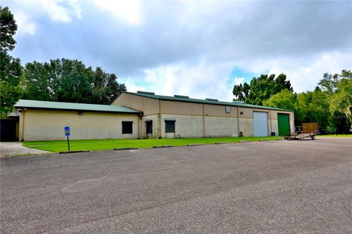 21930 & 21890 Ne Hwy 27, Williston, FL, 32696 | Card Image