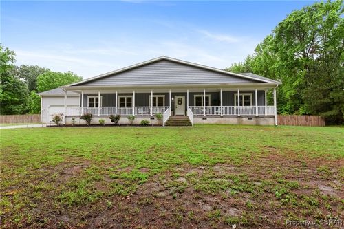 3708 Seaford Rd, Seaford, VA, 23696-2638 | Card Image