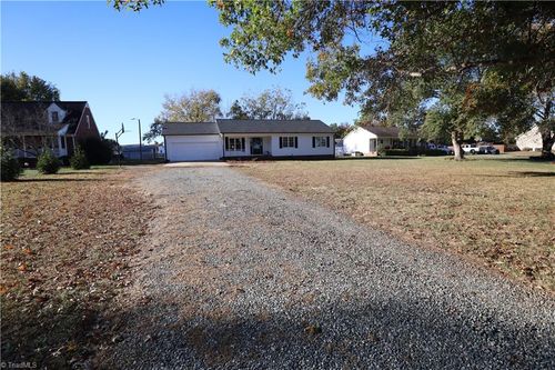 3472 Mine Creek Rd, Burlington, NC, 27217-7573 | Card Image