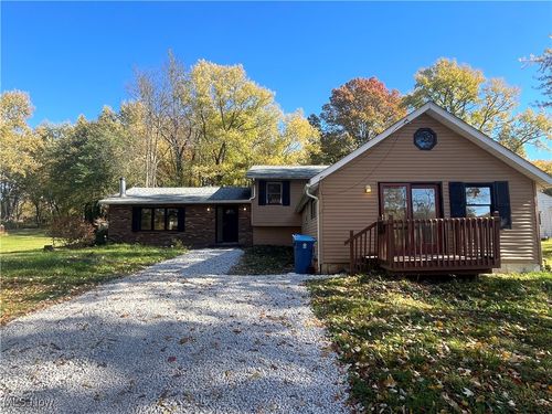 3273 S Jasmine Ave, Coventry Township, OH, 44319-3211 | Card Image