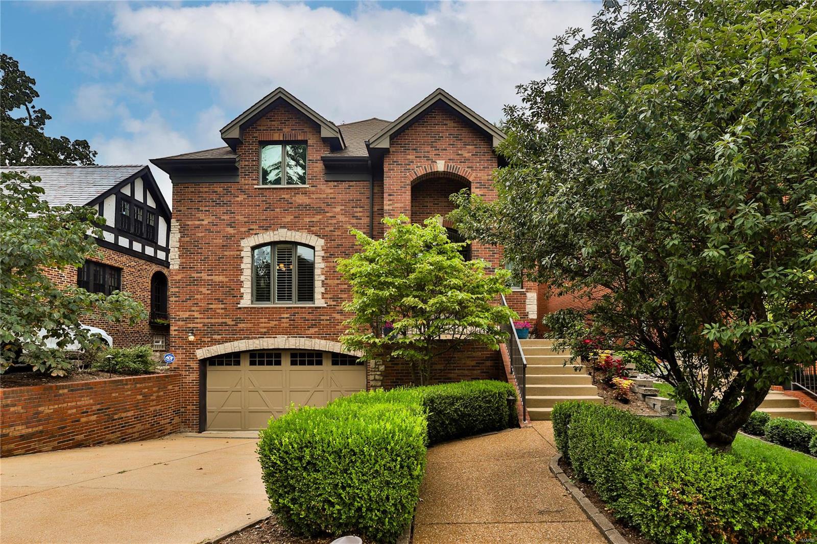 Stratford Ave, Saint Louis, MO 63130
