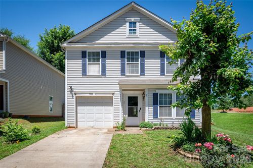 7343 Fox Point Dr, Charlotte, NC, 28269-2302 | Card Image