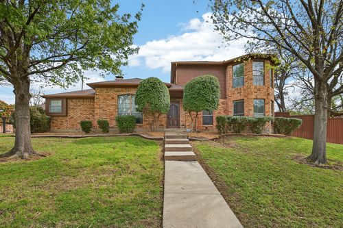 100 Castle Ct, Irving, TX, 75038-5801 | Card Image