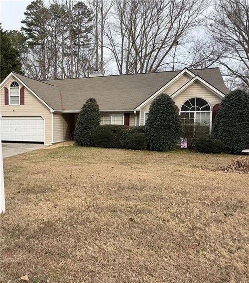 70 Charity Dr, Douglasville, GA, 30134-6116 | Card Image