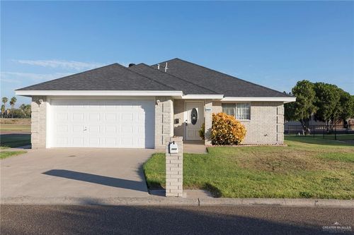 7422 Golf Dr, Mission, TX, 78572-8958 | Card Image