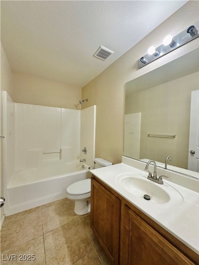 7906 Tolbooth St, House other with 4 bedrooms, 2 bathrooms and null parking in Las Vegas NV | Image 18