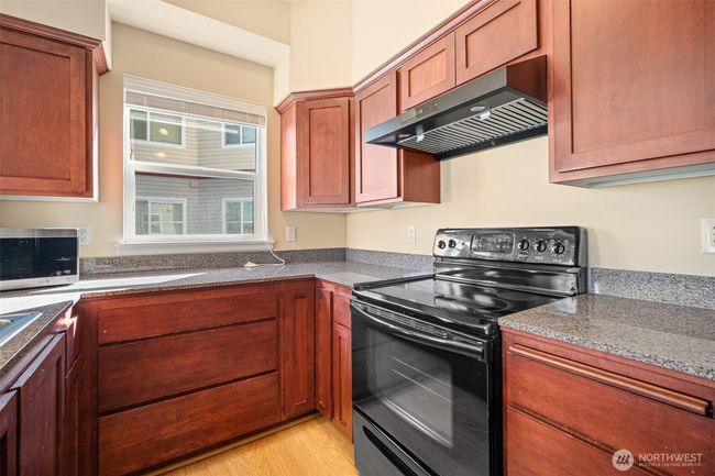 APT-306 - 251 W Bakerview Rd, Condo with 2 bedrooms, 2 bathrooms and 1 parking in Bellingham WA | Image 6