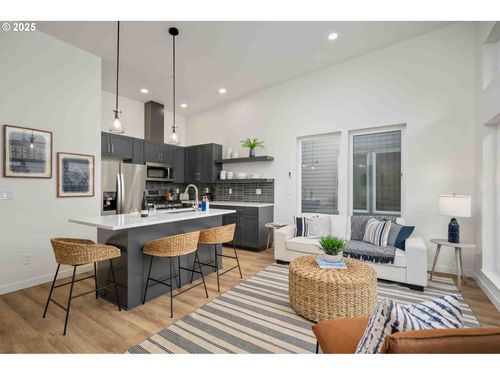 4-916 Sw 48th St, Lincoln City, OR, 97367-1366 | Card Image