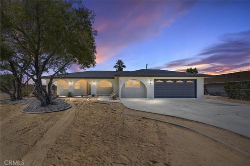 607 S Norma St, Ridgecrest, CA, 93555-4917 | Card Image